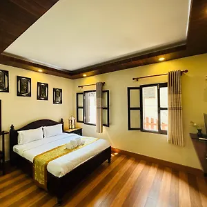 https://villa-ban-pakham.hotelsluangprabang.com