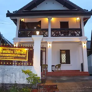 https://villa-nirasim.hotelsluangprabang.com